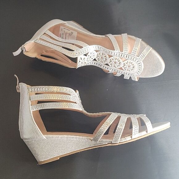 BRAND NEW FOREVER PEEP- TOE GLITTER GLADIATOR LOW WEDGE HEEL SANDALS - Picture 15 of 16
